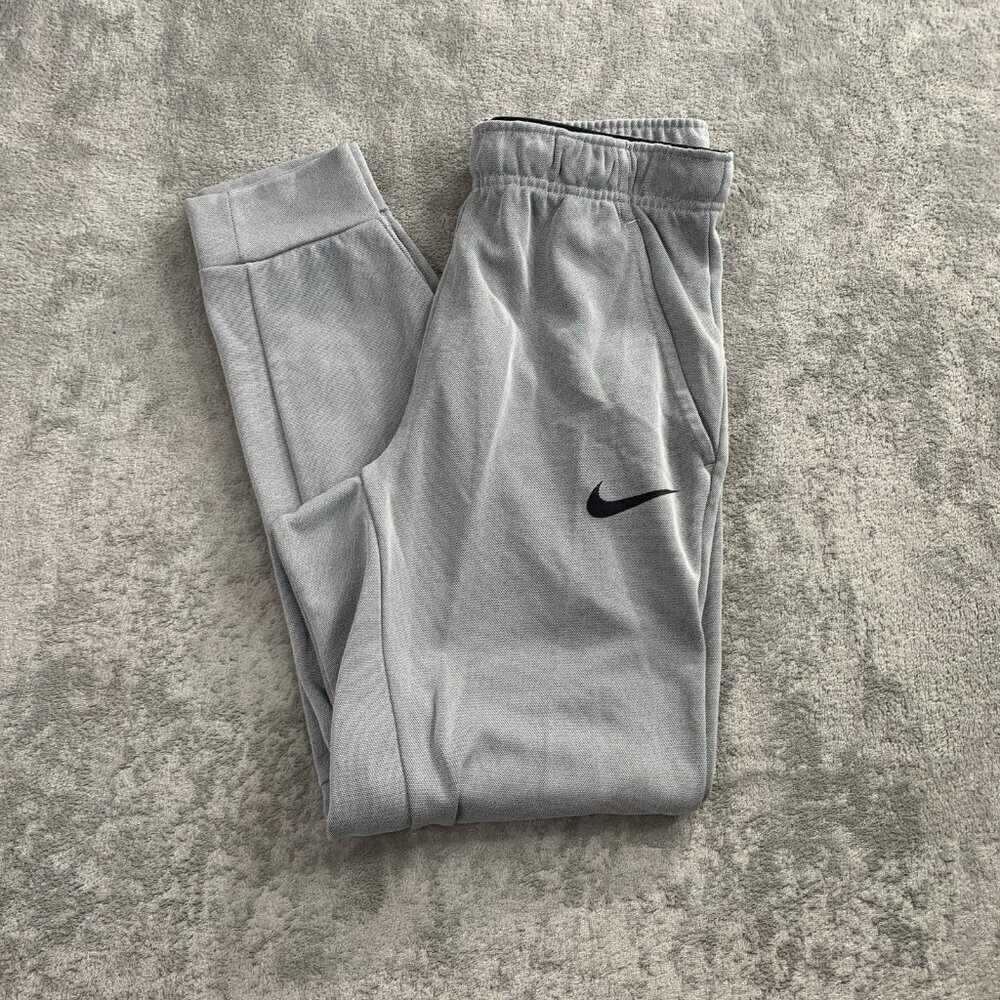 Nike Sweatpants Mens S Therma Veneer Tapered Jogger Running Training Pants Gray